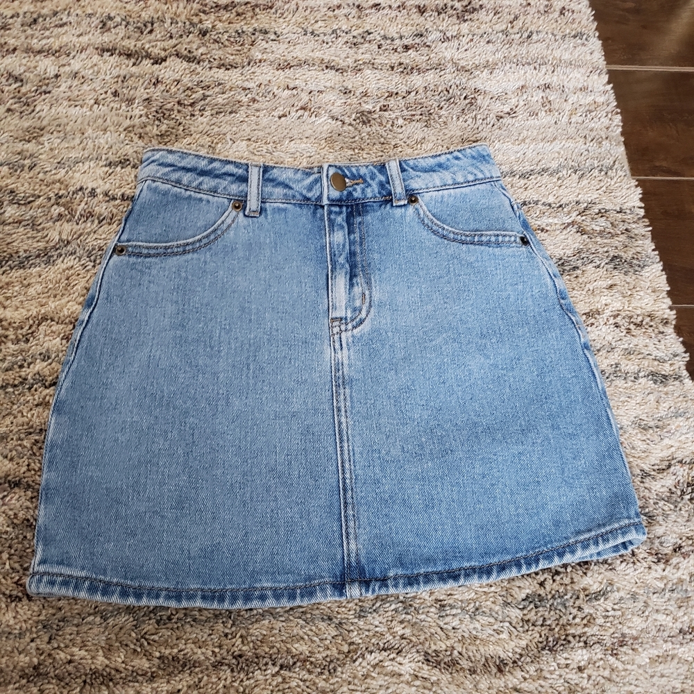 Forever 21 mini skirt.
